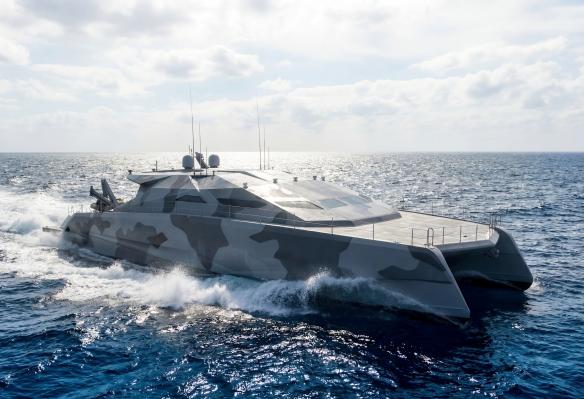  Latitude Yachts LNT-27 katamarans