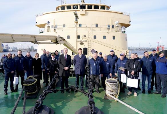 Šodien uz ledlauža VARMA klāja godinājām visu komandu, kas nodrošināja šī gada ledus navigāciju