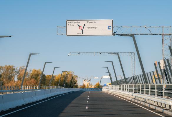 Pabeigts jaunais satiksmes pārvads