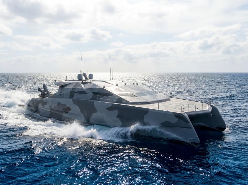  Latitude Yachts LNT-27 katamarans