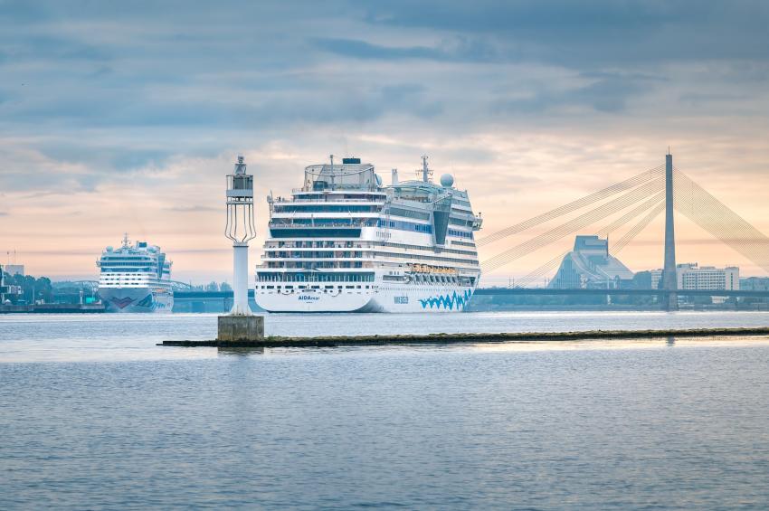 Kruīzi Rīgas ostā